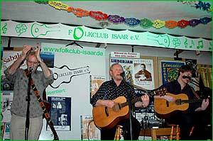 04-folk-club-isaar